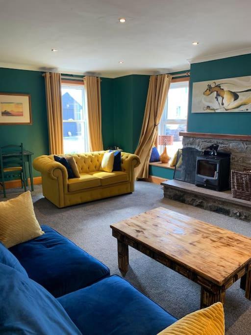 Cladach Cottage - Seafront Isle of Whithorn ภายนอก รูปภาพ